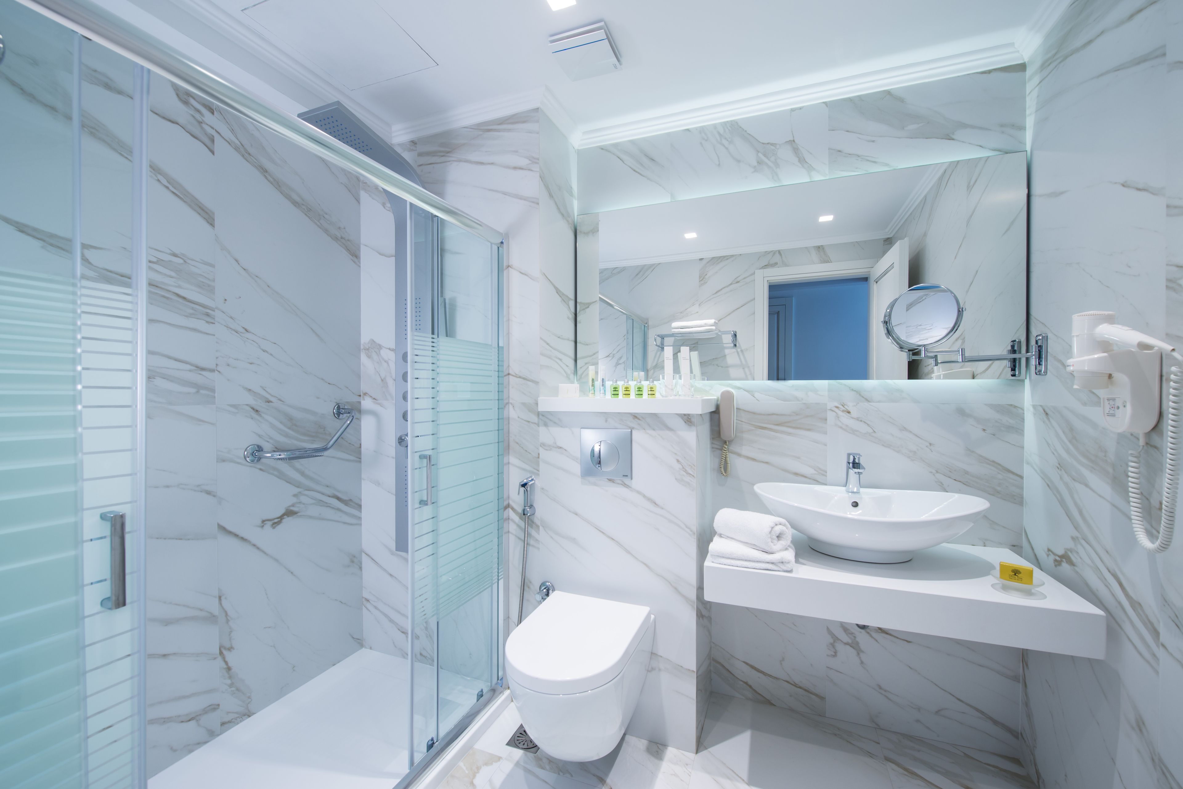 shower, free toiletries, hair dryer, bathrobes