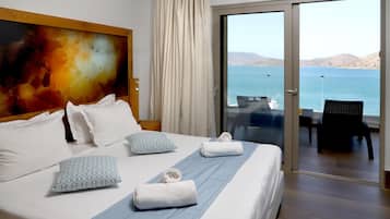 Minibar, in-room safe, desk, blackout curtains