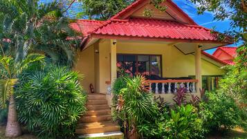 Klassieke villa | Uitzicht op de tuin