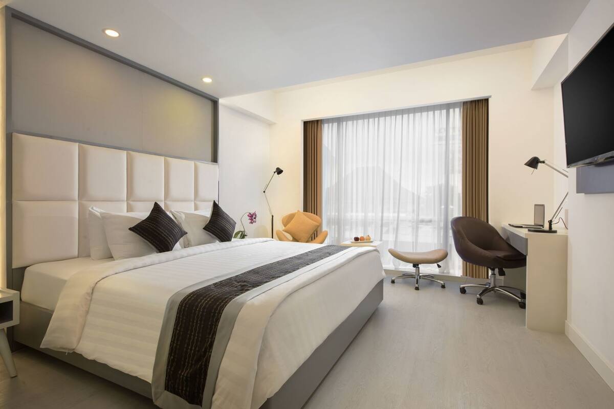 1 bedroom, minibar, in-room safe, desk