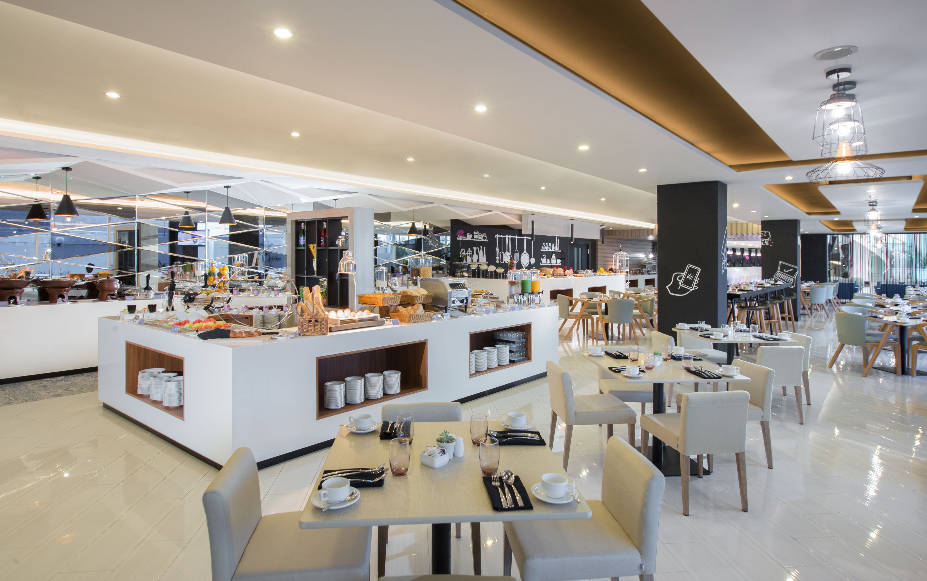 Daily buffet breakfast (IDR 120000 per person)