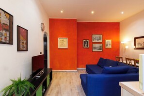 Leilighet, 1 soverom | Oppholdsområde | Flatskjerm-TV