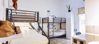 Granny's Inn - Hostel