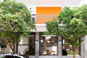 Fachada de la propiedad