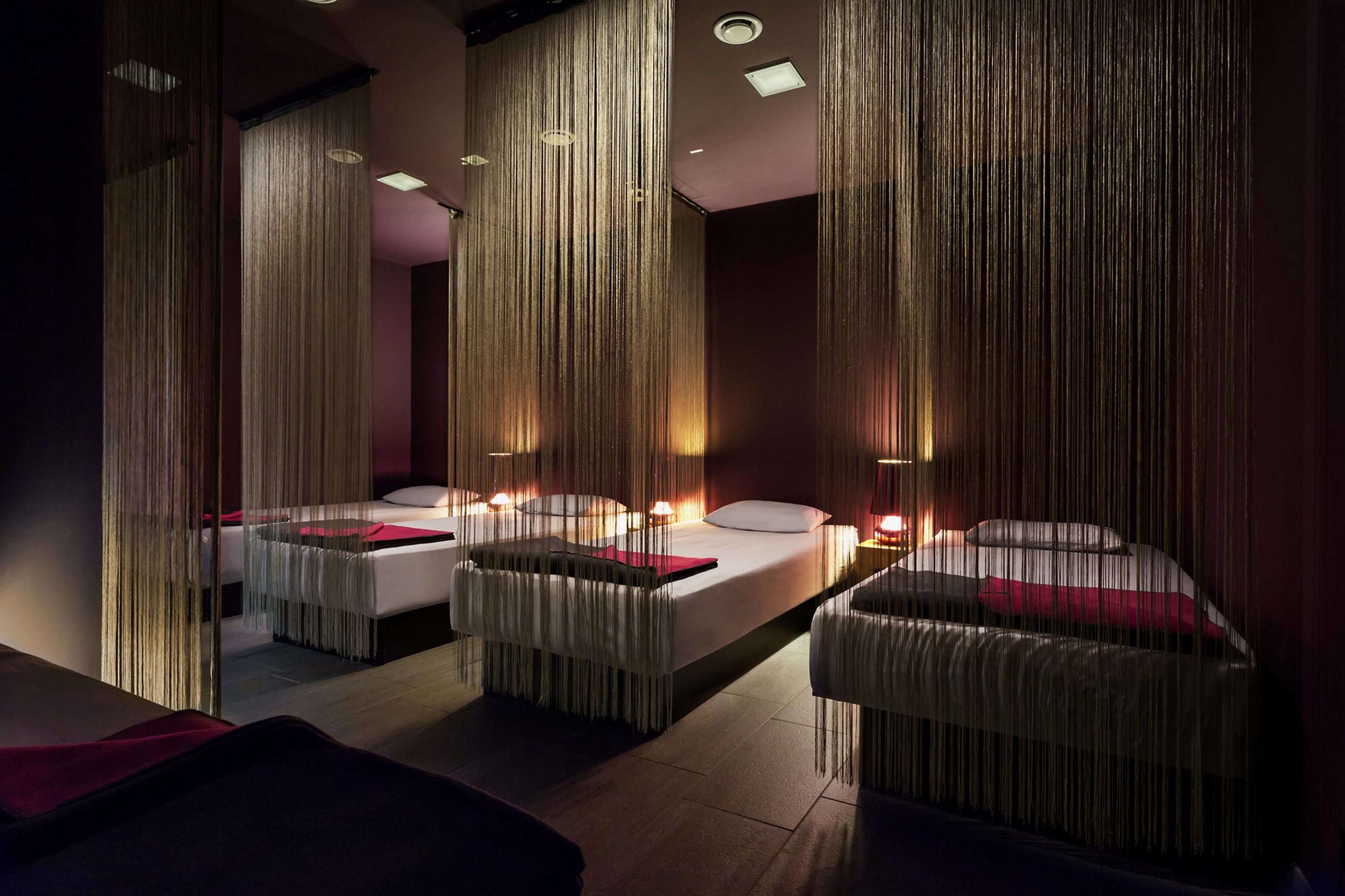 sauna, steam room, body treatments, hot stone massages, sports massages