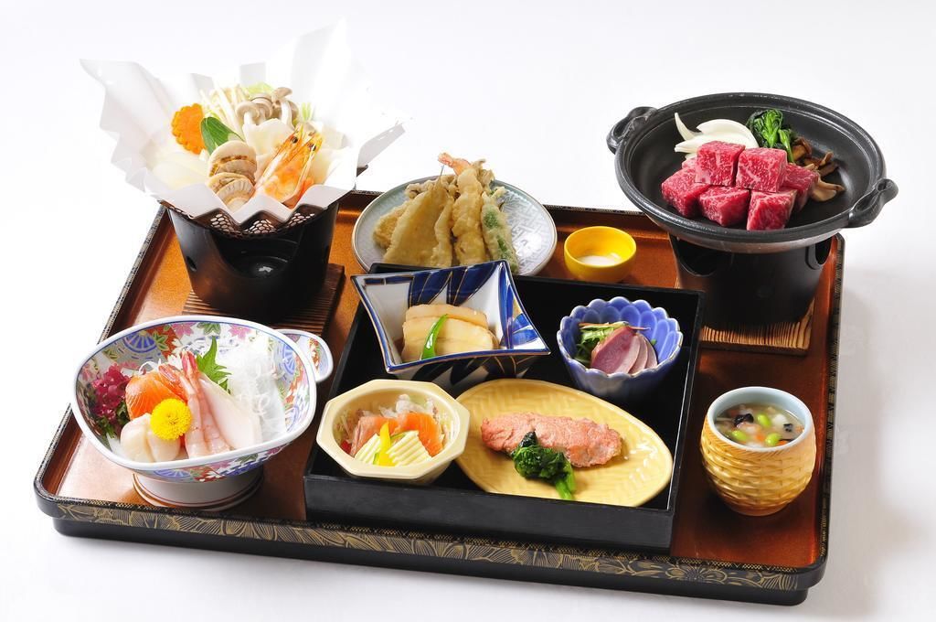 餐飲