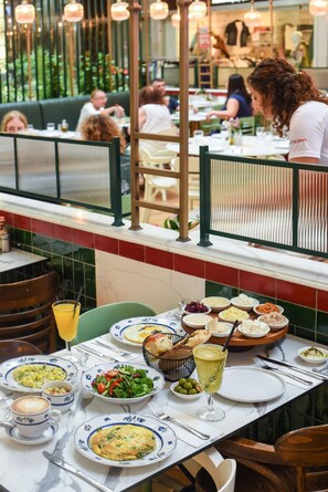 Desayuno