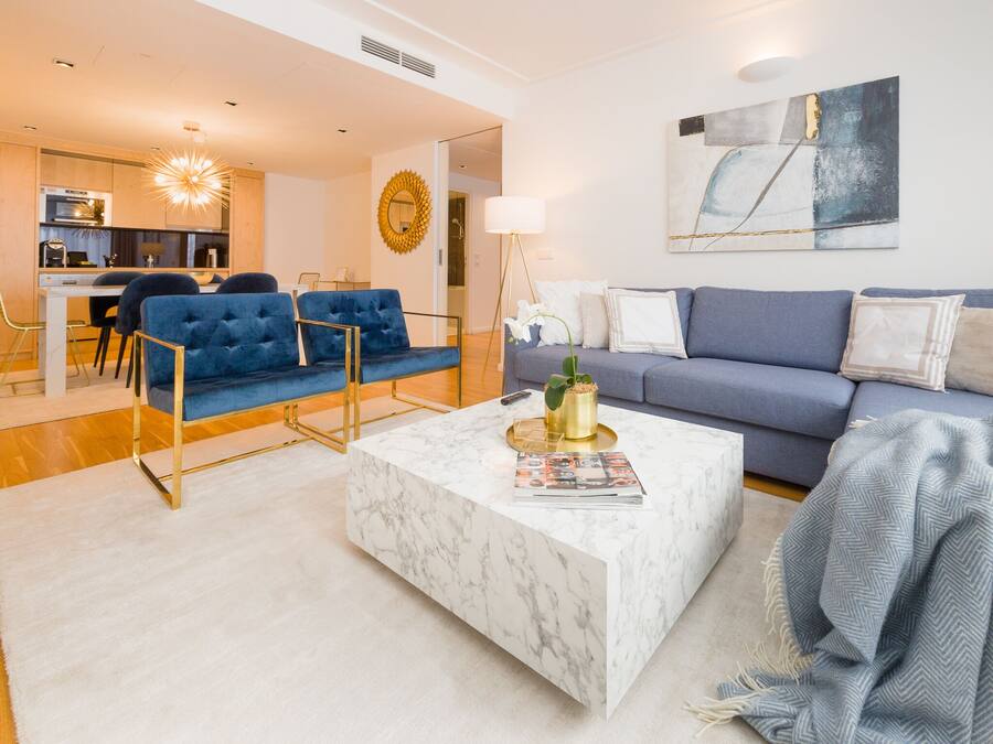 Executive Apartment, 2 Bedrooms, Executive Level (with Suite, incl. 39€ cleaning fee) | Living room | 50-inch flat-screen TV with satellite channels, TV
