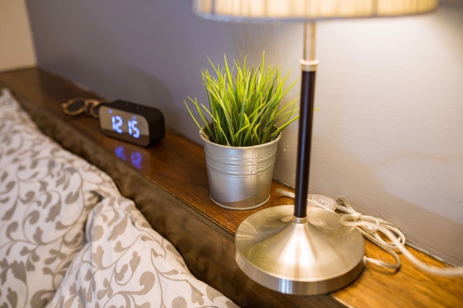 budget double room, no windows | 1 bedroom, minibar, in-room safe, desk