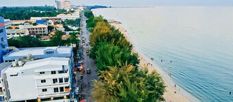 The Beach Cha Am Residence