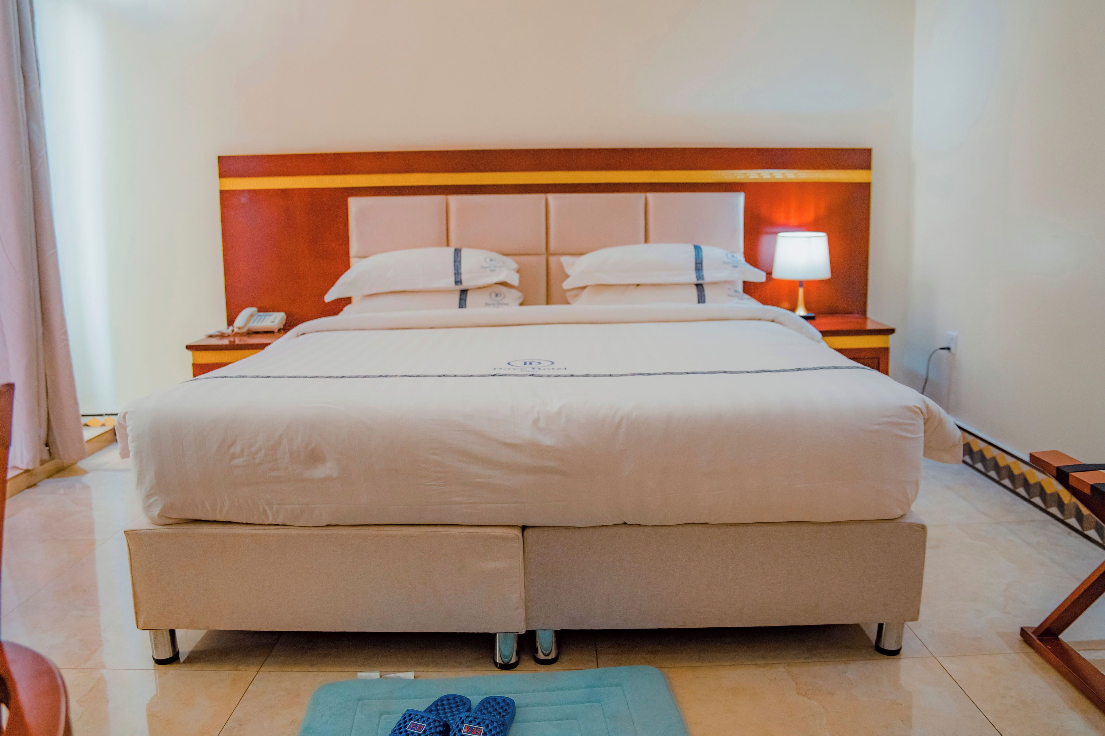 Deluxe-rum - 1 queensize-säng | Ljudisolering och gratis wi-fi