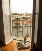 Apartment, 2 Bedrooms (Mentiras) | Egyptian cotton sheets, premium bedding, individually decorated