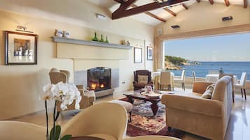 Télévision à écran plat