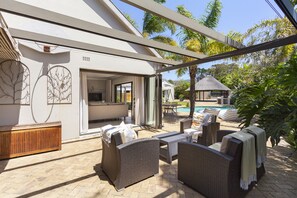 Exterior - 2 On Lismore (Cape Town)