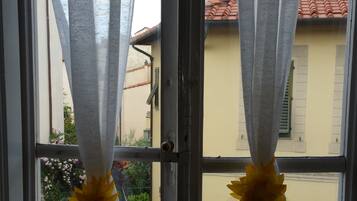 Doppel- oder Zweibettzimmer, eigenes Bad | Ausblick vom Zimmer