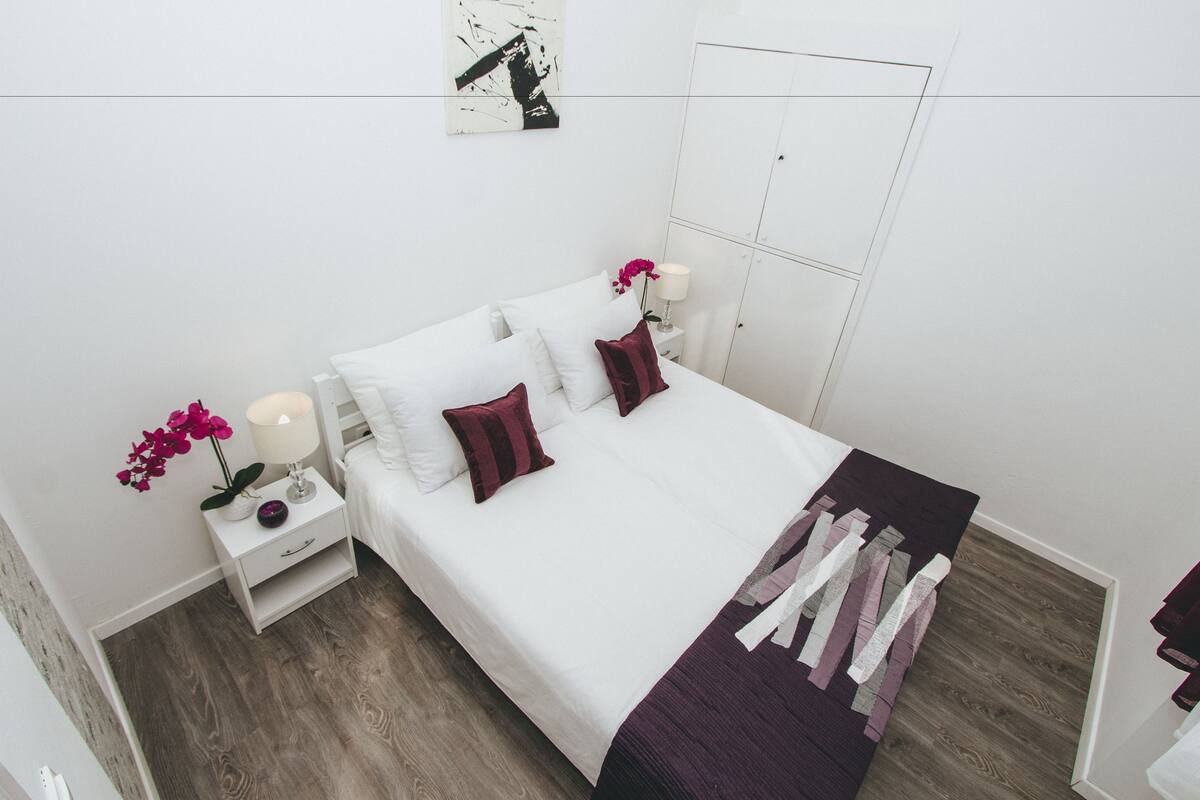 Standard Twin Room | Desk, soundproofing, free WiFi, bed sheets