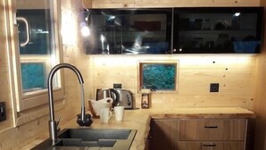 Alpehytte, flere soverom, balkong (3 Bathrooms) | Eget kjøkken | Kaffetrakter/tekoker, vannkoker og kjøkkenutstyr
