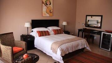 In-room safe, rollaway beds, free WiFi