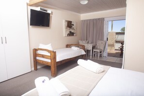 Queen and Single En-Suite Deluxe