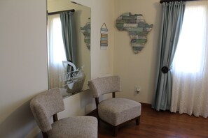 Balcony Suite | Individually decorated, individually furnished, desk, laptop workspace - Villa Stella (Edenvale)