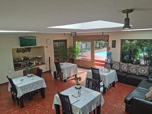 Dining - Villa Stella (Edenvale)