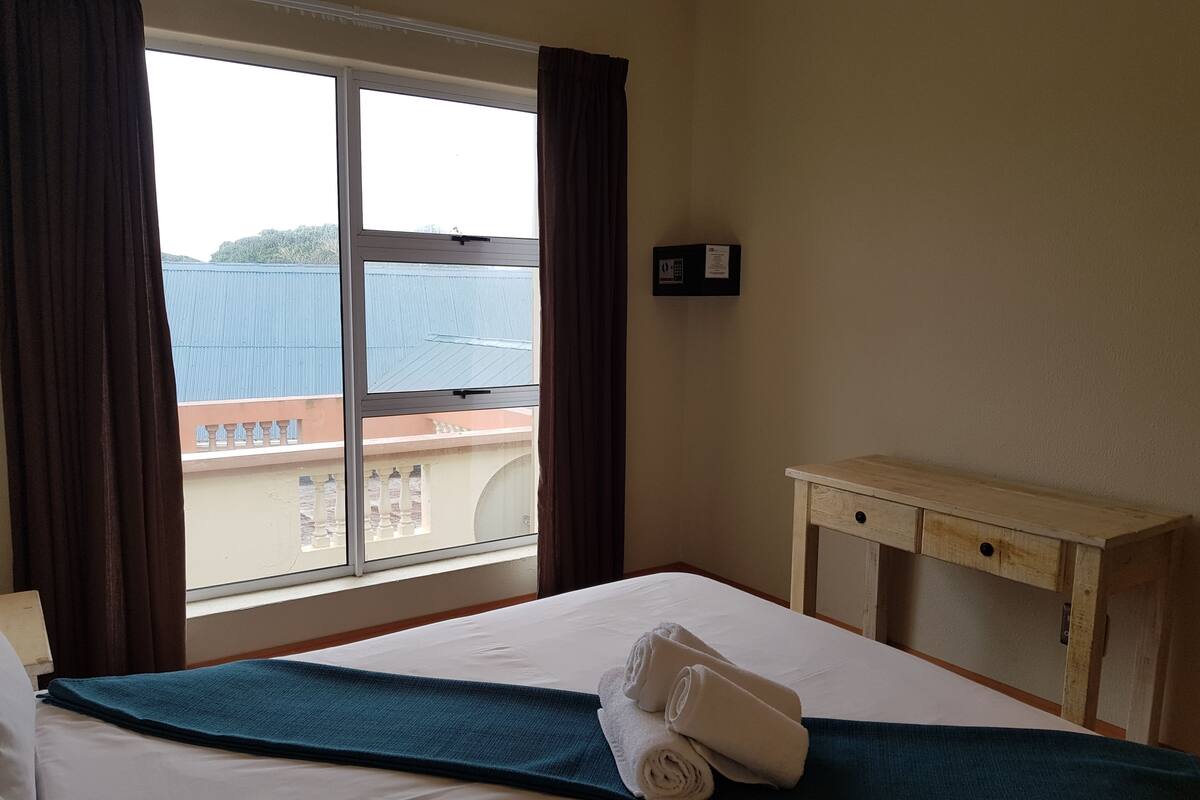 Studio (1st & 2nd Floor) | Hypo-allergenic bedding available, in-room safe, desk, WiFi (free)