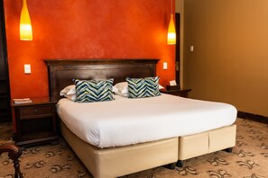 Phòng đôi hoặc 2 giường đơn Deluxe | Két bảo mật tại phòng, bàn ủi/dụng cụ ủi quần áo 