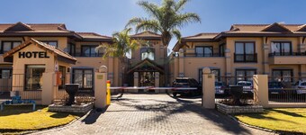 Premier Hotel Anta Boga