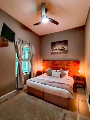Room - Albertinia Hotel (Albertinia)