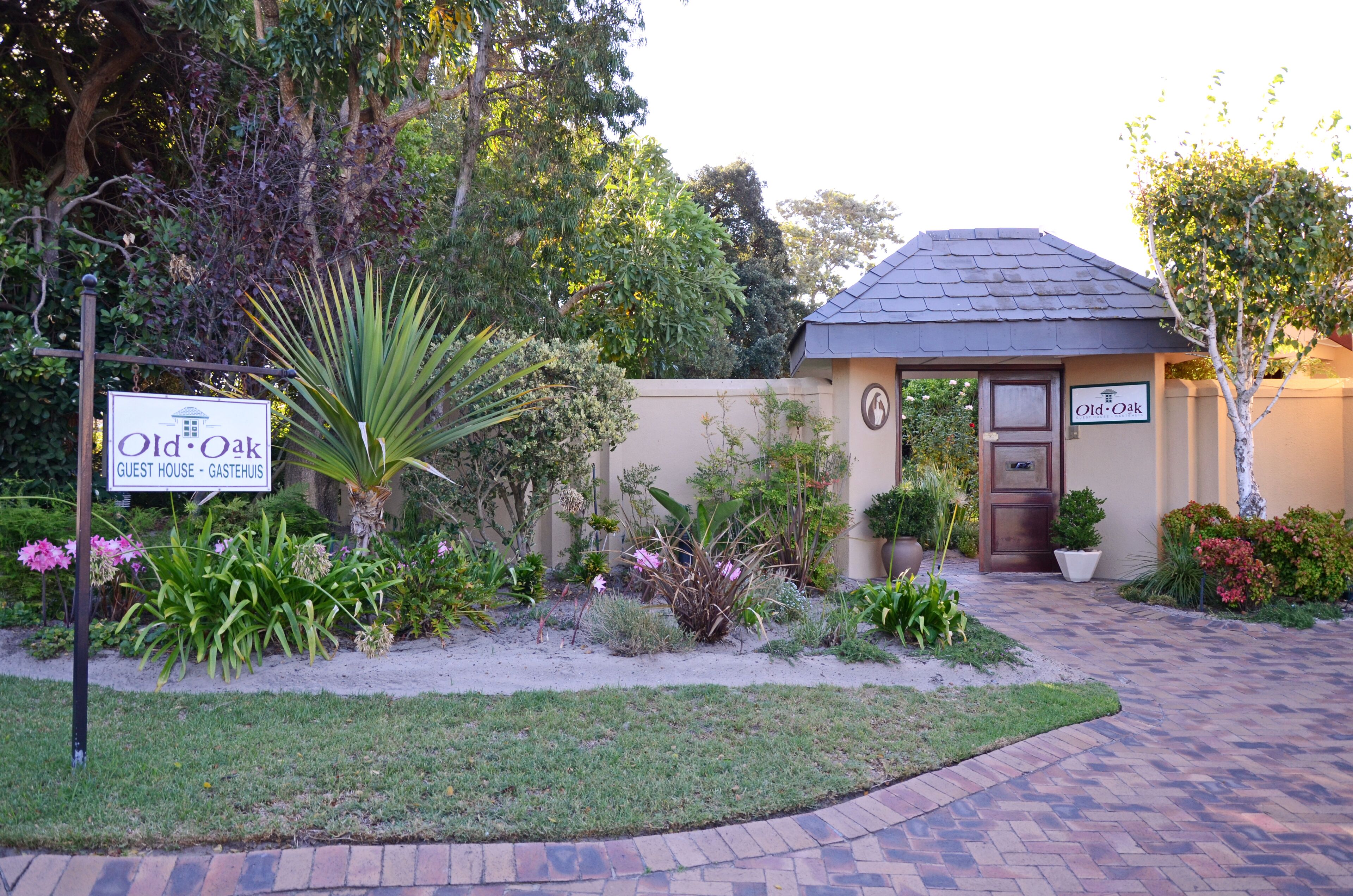 Photo - Old Oak Guest House