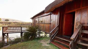 Bungalow - 2 soveværelser (Waterbuck Dam Unit (8) | Pengeskab på værelset, strygejern/strygebræt, gratis Wi-Fi, sengetøj