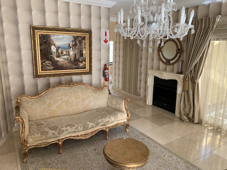 Sala de estar en el lobby