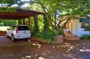 Property grounds - Brevisbrook Bed And Breakfast (Pietermaritzburg)