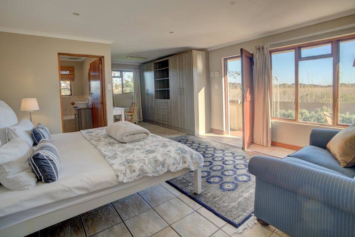 The Vlei Suite | WiFi (free)