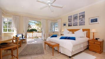 客房 (Seaside Upstairs) | 高級寢具、客房內保險箱、免費無線上網、床單