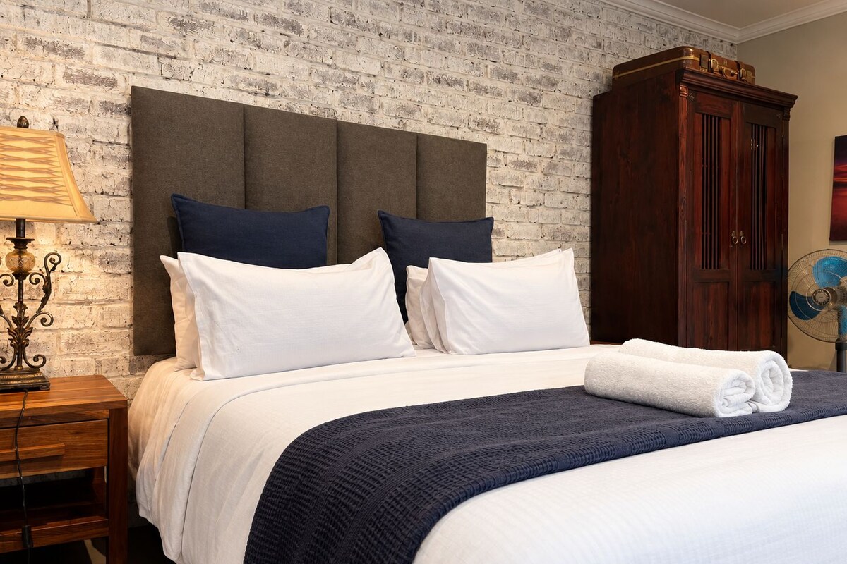 Deluxe kamer, 1 twee- of 2 eenpersoonsbedden | Gratis wifi, beddengoed