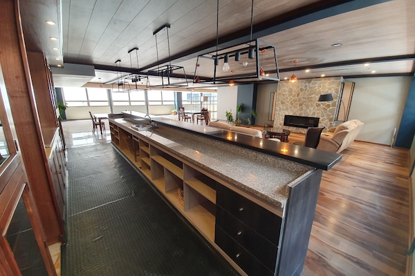 Bar (på overnatningsstedet)