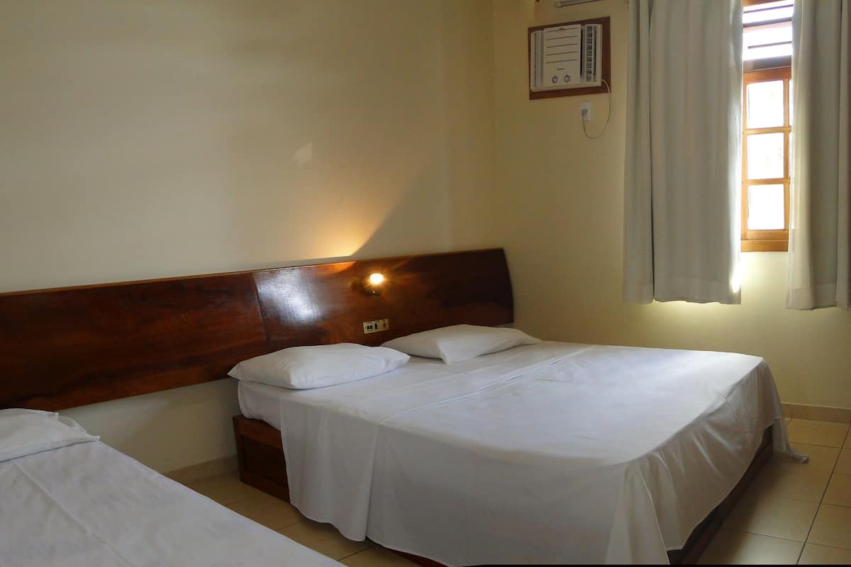 In-room safe, free WiFi, wheelchair access