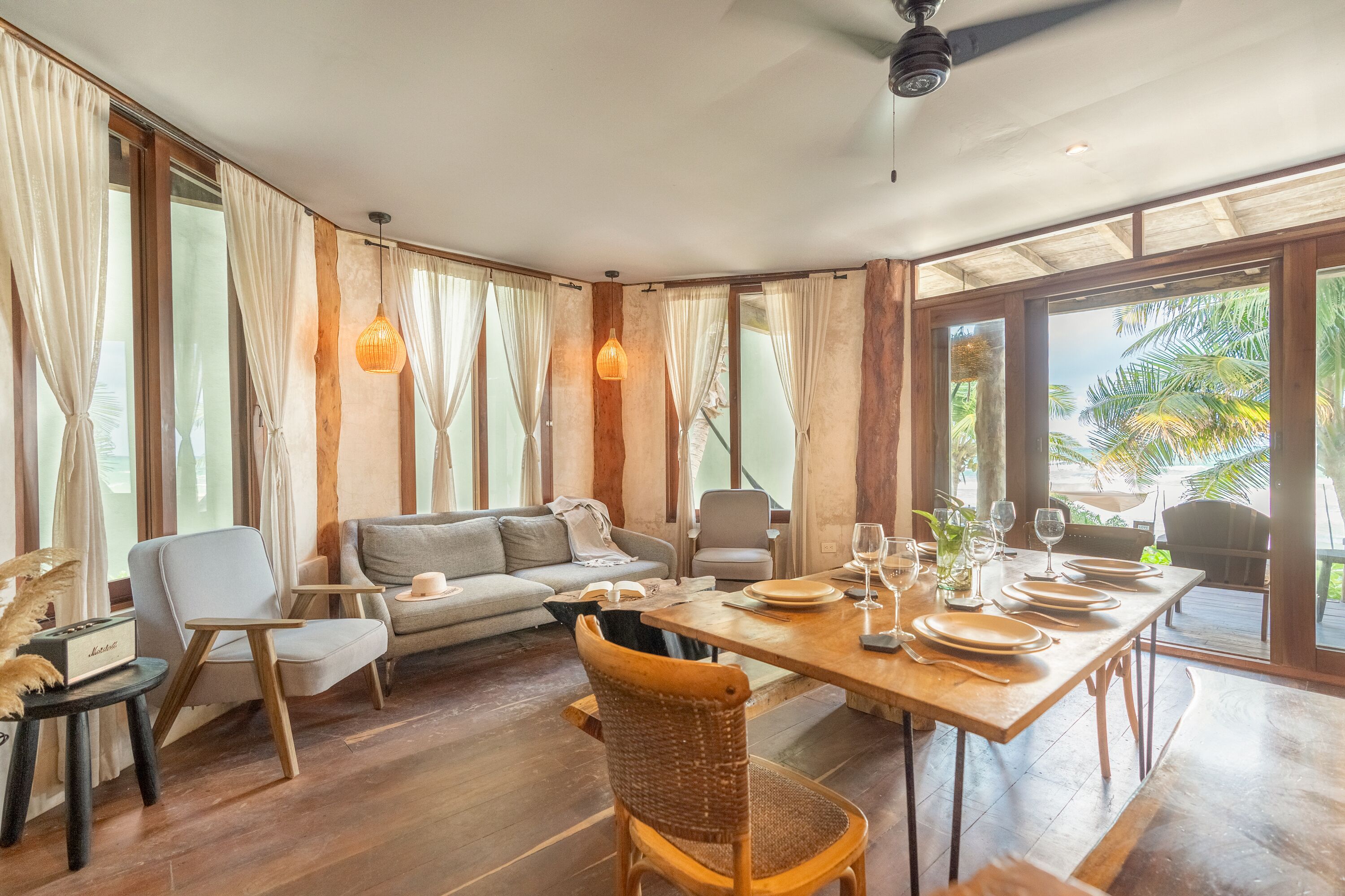 oceanfront house casa ganesh upto 8 people included in the rate | living room