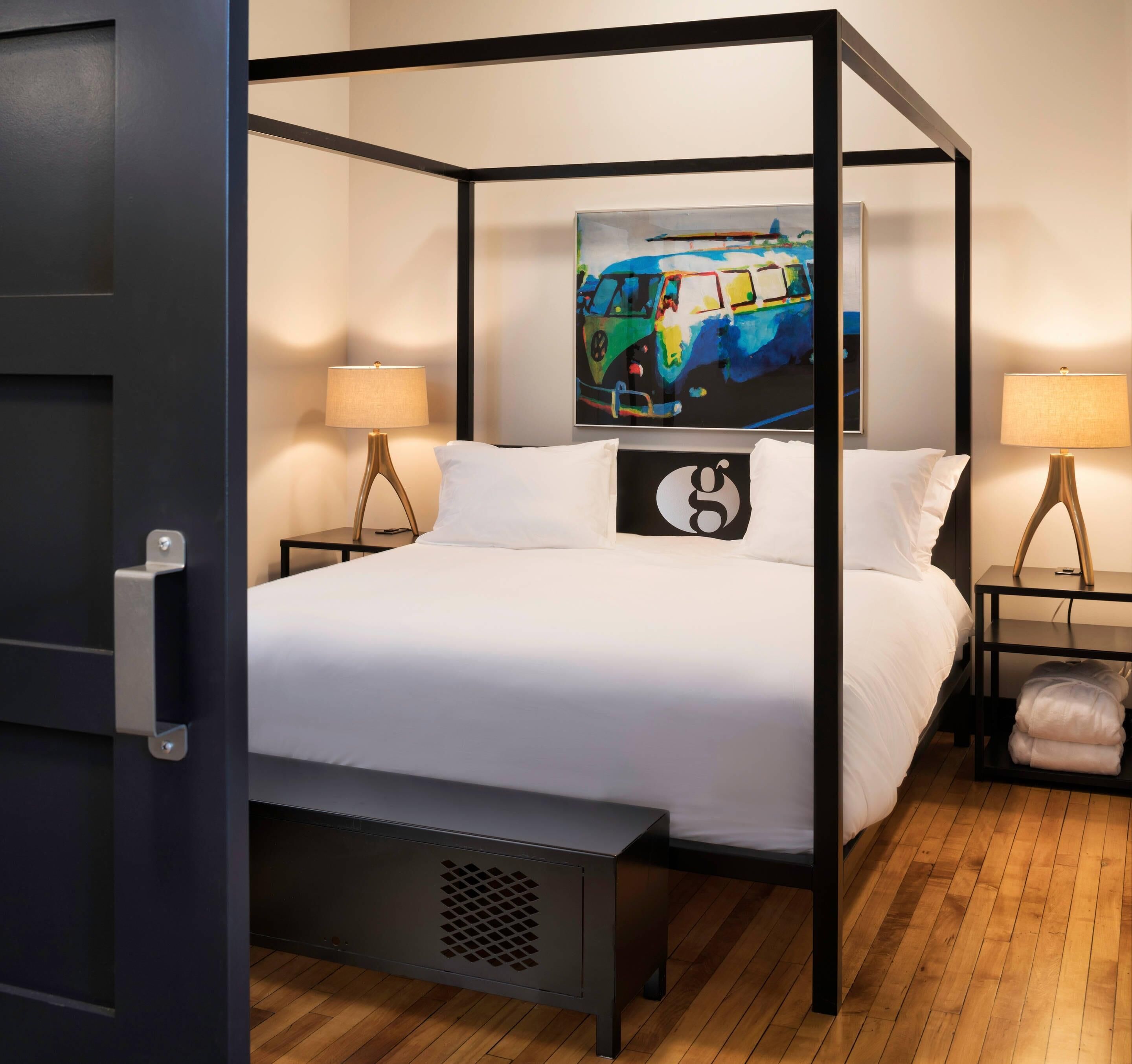 Suite, 1 King Bed with Sofa bed, Non Smoking | Egyptian cotton sheets, premium bedding, pillowtop beds, minibar