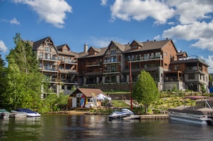 Bañera de hidromasaje exterior