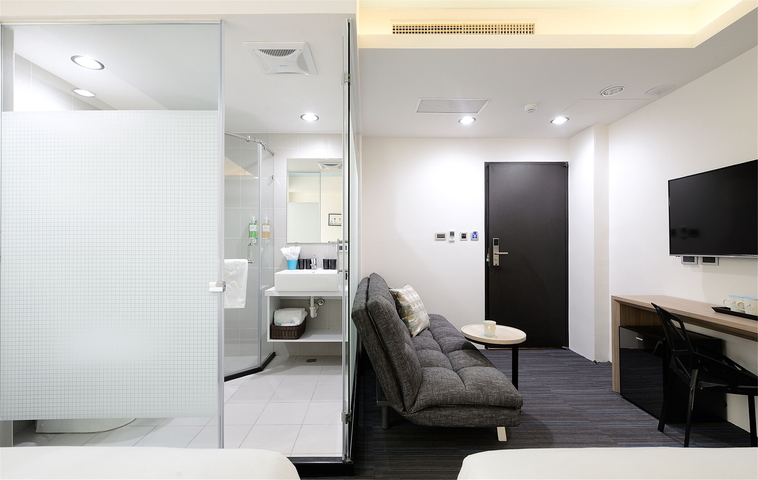 family quadruple room, 2 double beds | desk, blackout curtains, rollaway beds, free wifi