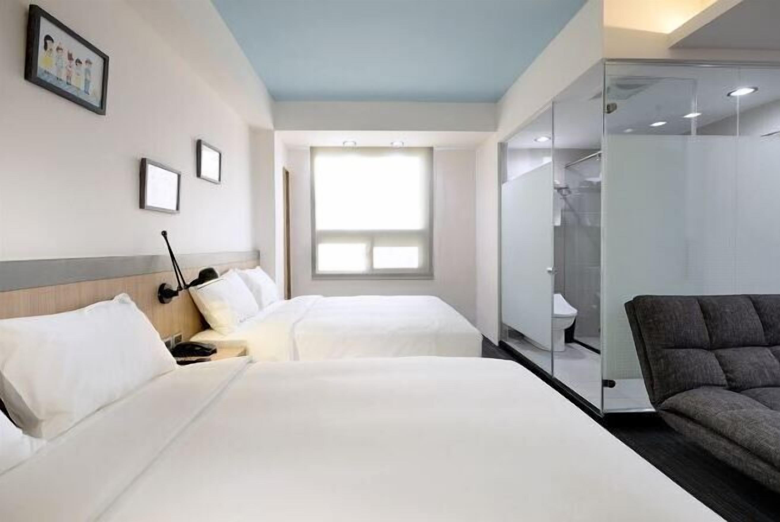 Desk, blackout curtains, rollaway beds, free WiFi