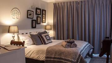 Premium bedding, desk, soundproofing, iron/ironing board