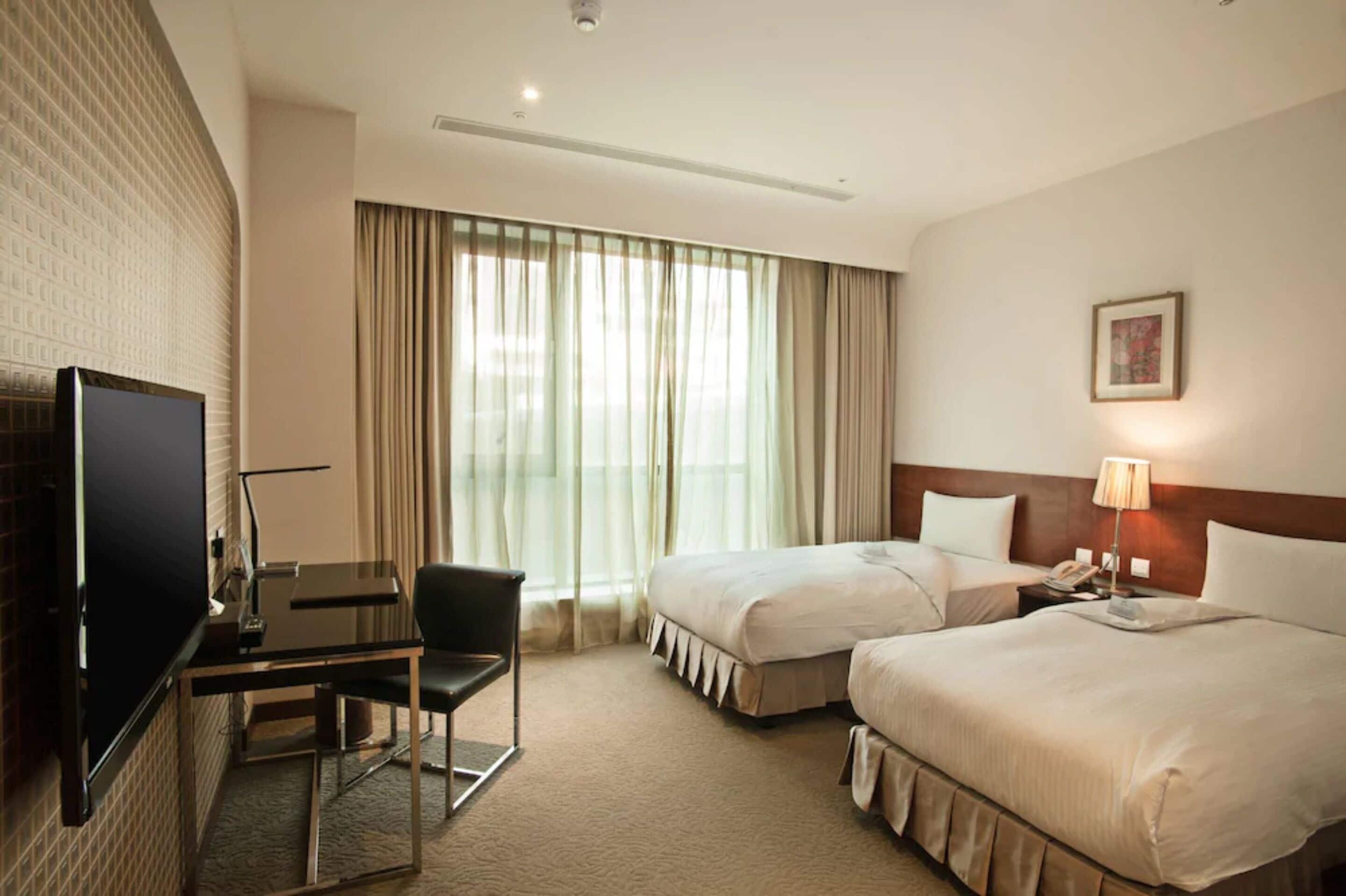 deluxe twin room, multiple beds | view from room