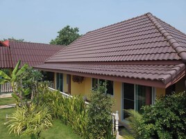 King Balcony | Living area | Flat-screen TV