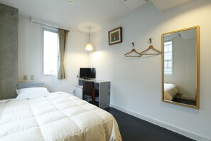 Free WiFi, bed sheets - Hotel Knut - Hostel (Matsue)