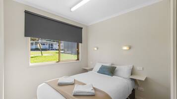 Standard 2 Bedroom Cabin | Free cribs/infant beds, bed sheets