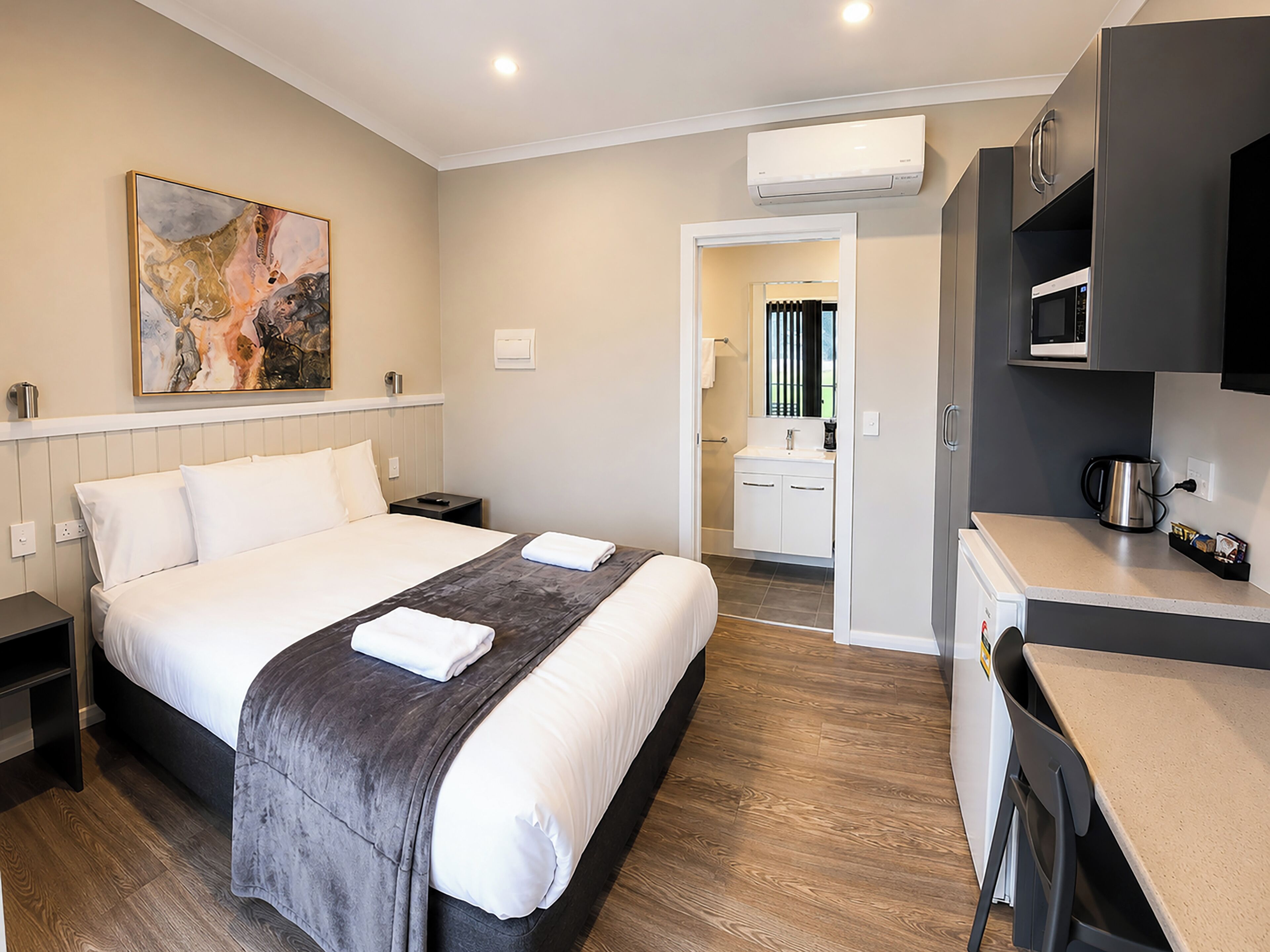 Superior Motel Room | Ropa de cama 