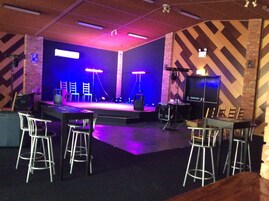 Bar (en la propiedad)